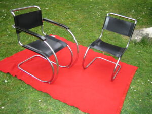 Thonet / Knoll mies van der rohe freischwinger