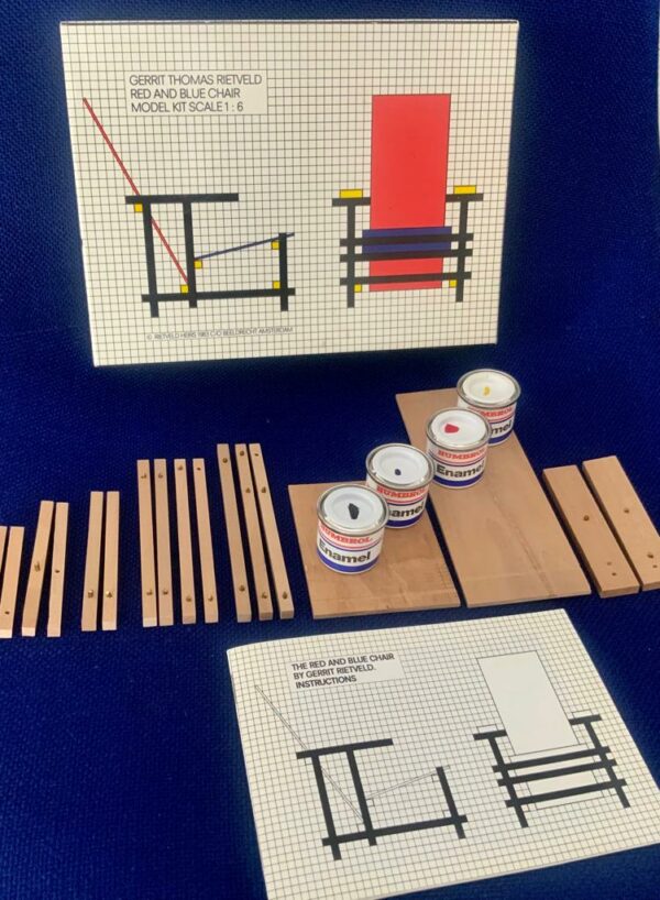 Rietveld-Red-and-Blue-Chair-Model-Kit-1-zu-6-FIRST-EDITION