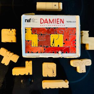 Holz Tier Figuren NAEF 80er Vintage Holzspielzeug Animal